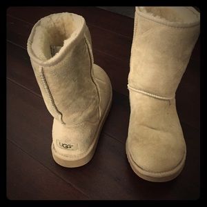 UGG classic short boots